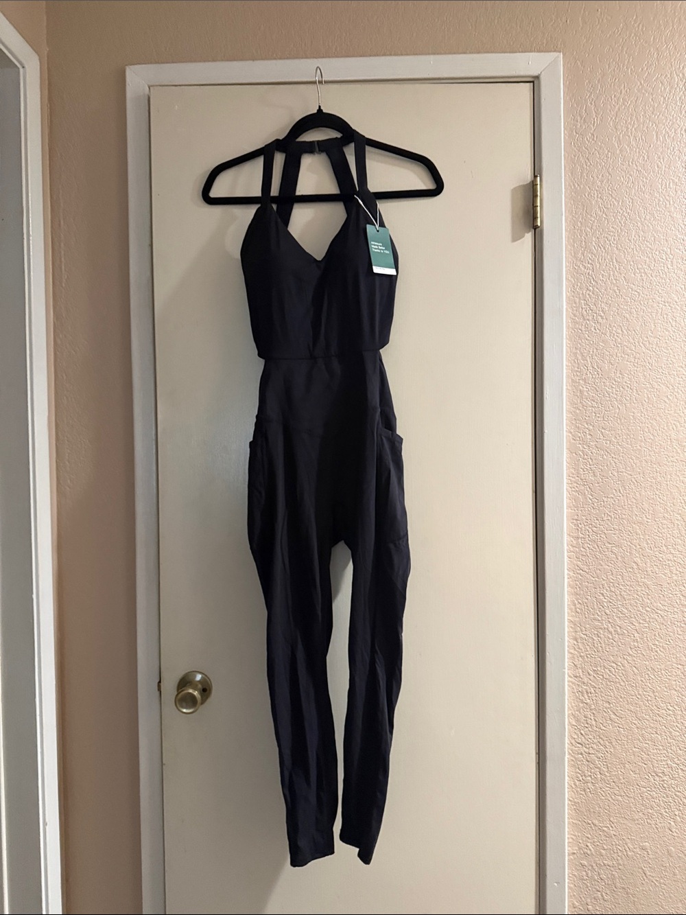 NWT Halara UltraSculpt V Neck Tummy Control Jumpsuit M Black